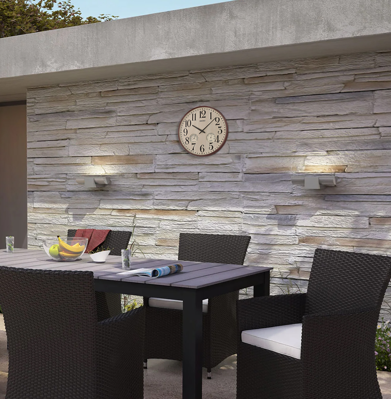 Seiko 17" Iria Thermometer & Hygrometer Wall Clock - Image 2