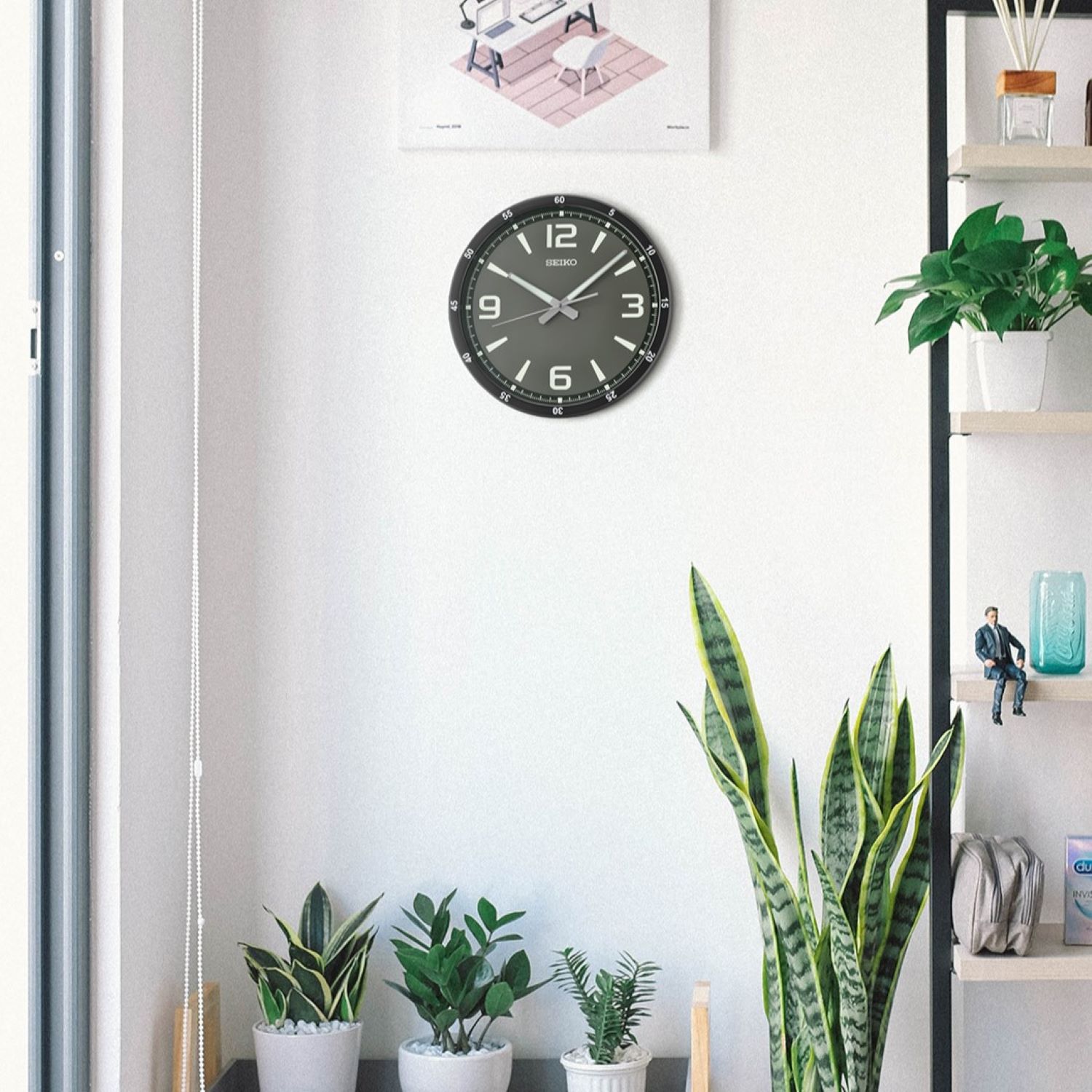 Seiko 14" Shi Dial Wall Clock, Black - Image 7