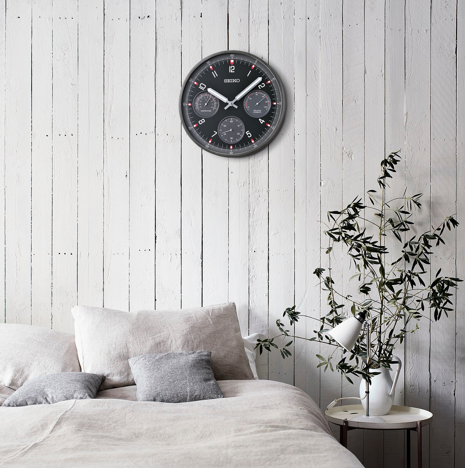 Seiko 13" Shelby Wall Clock, Black - Image 10