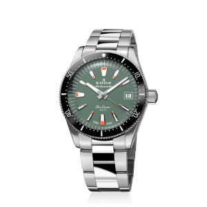 SkyDiver 38 Date Automatic